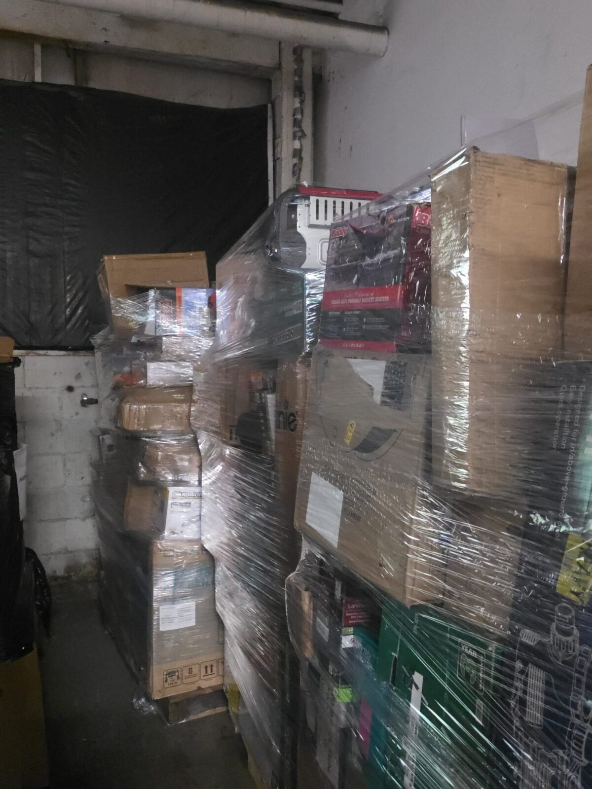Mixed Retailer Pallet With Tools