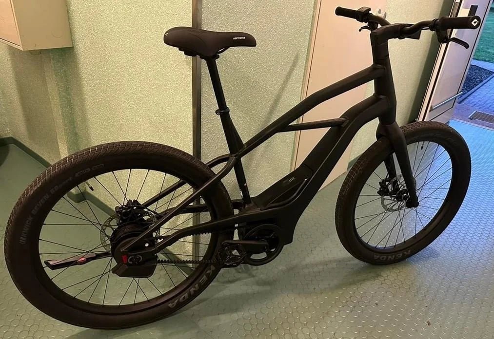 Serial 1 Electric Bike Pallet
