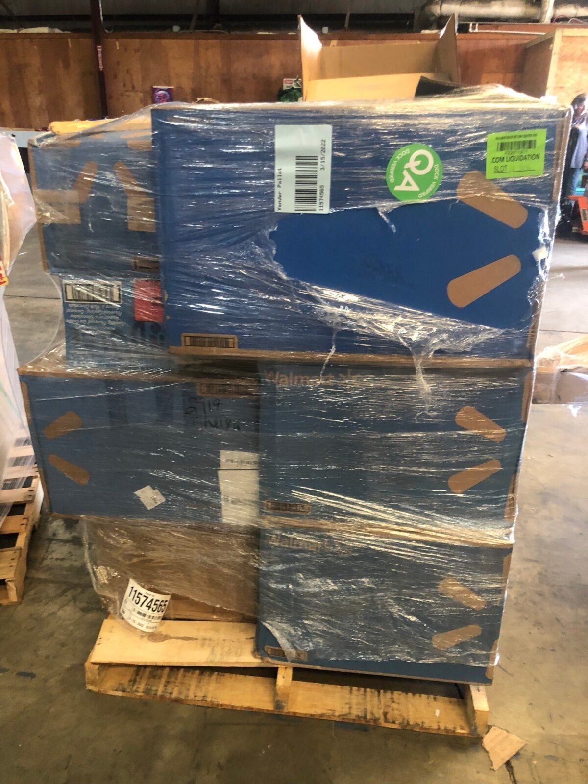Walmart Store Returns Truckload