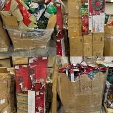 Home Depot Christmas Decor Pallet
