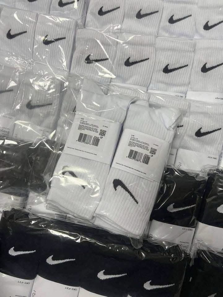 Nike Socks Pallet – 1,200 New-With-Tags Sets Wholesale