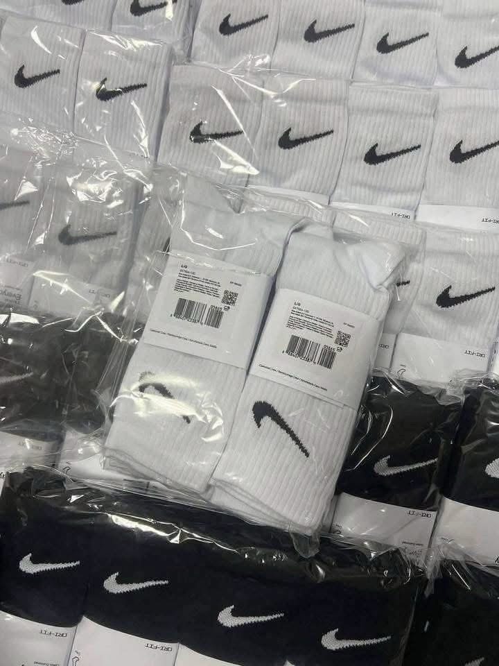 Nike Socks Pallet – 1,200 New-With-Tags Sets Wholesale