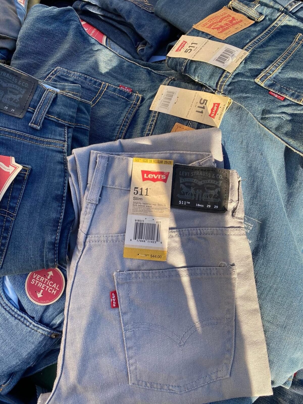 Levi Jeans Pallet (Men & Women) (500-525 Pieces)