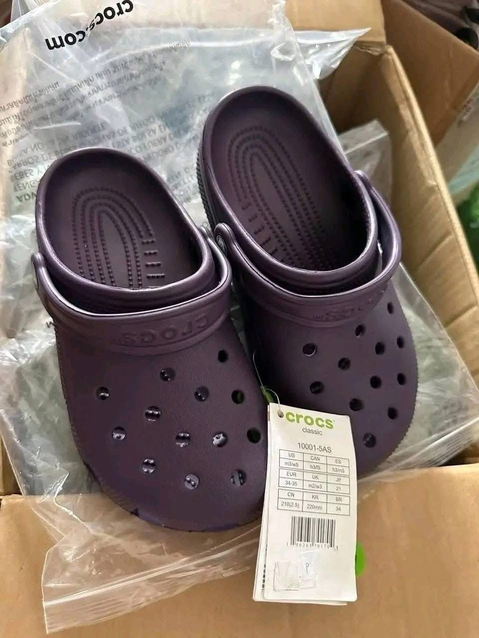 Crocs Pallet – 160 Pairs Assorted Wholesale Clogs & Sandals