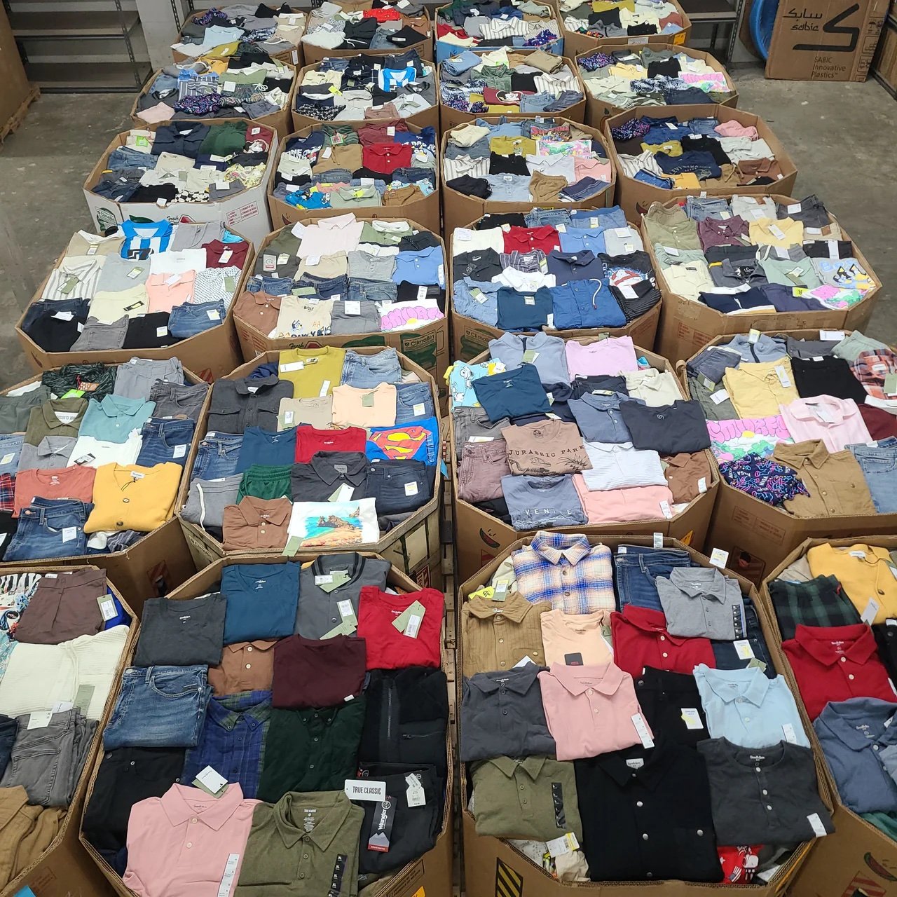 Target Men & Women's Clothing Pallet