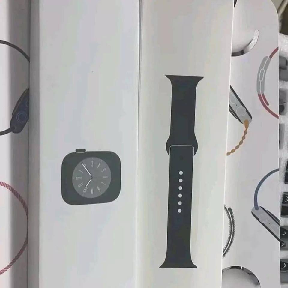 Apple Watch Liquidation Lot