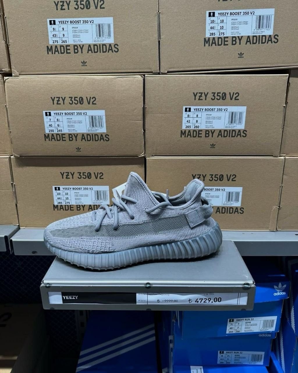 Assorted Fashion Sneakers Pallet