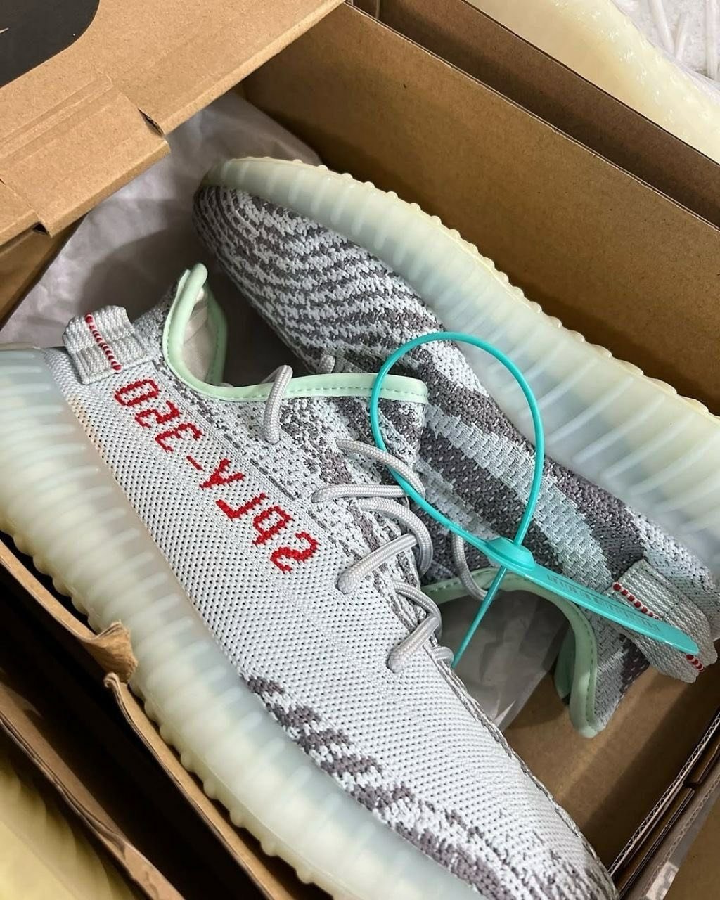 Assorted Fashion Sneakers Pallet