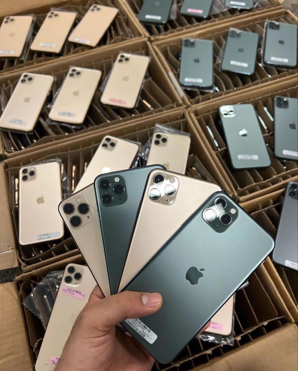 iPhone Liquidation Pallet