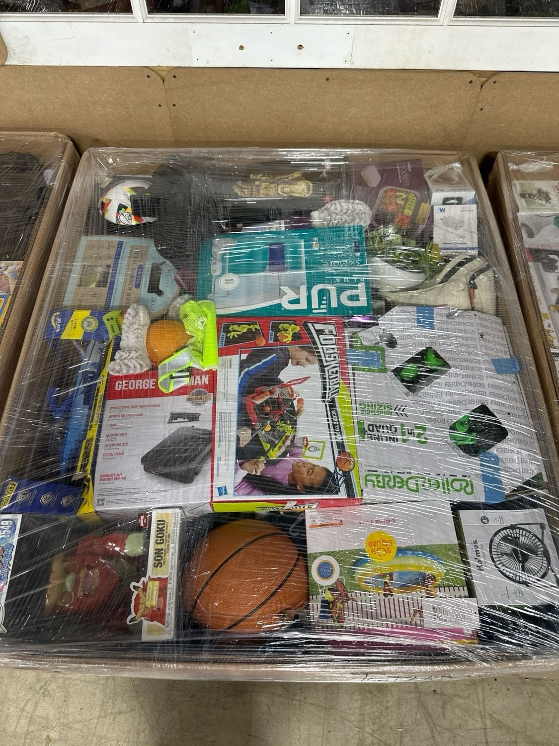 Mixed Retail General Merchandise Pallet